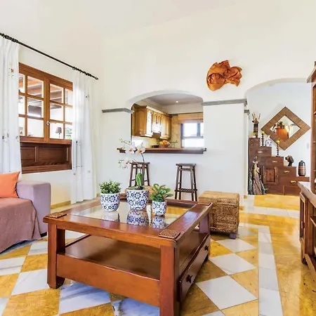 Playa Blanca Sleeps 4 Air Con Wifi Villa *